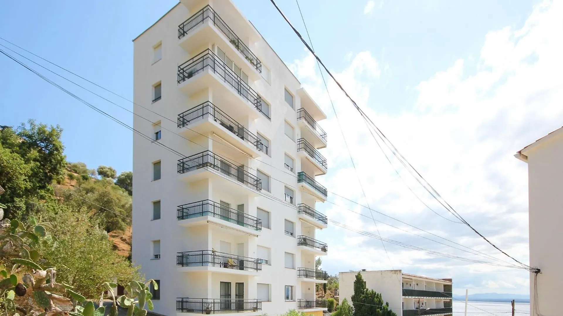 Tasteful Apartment In רוזס